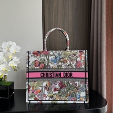 Christian Dior Shopping Bags